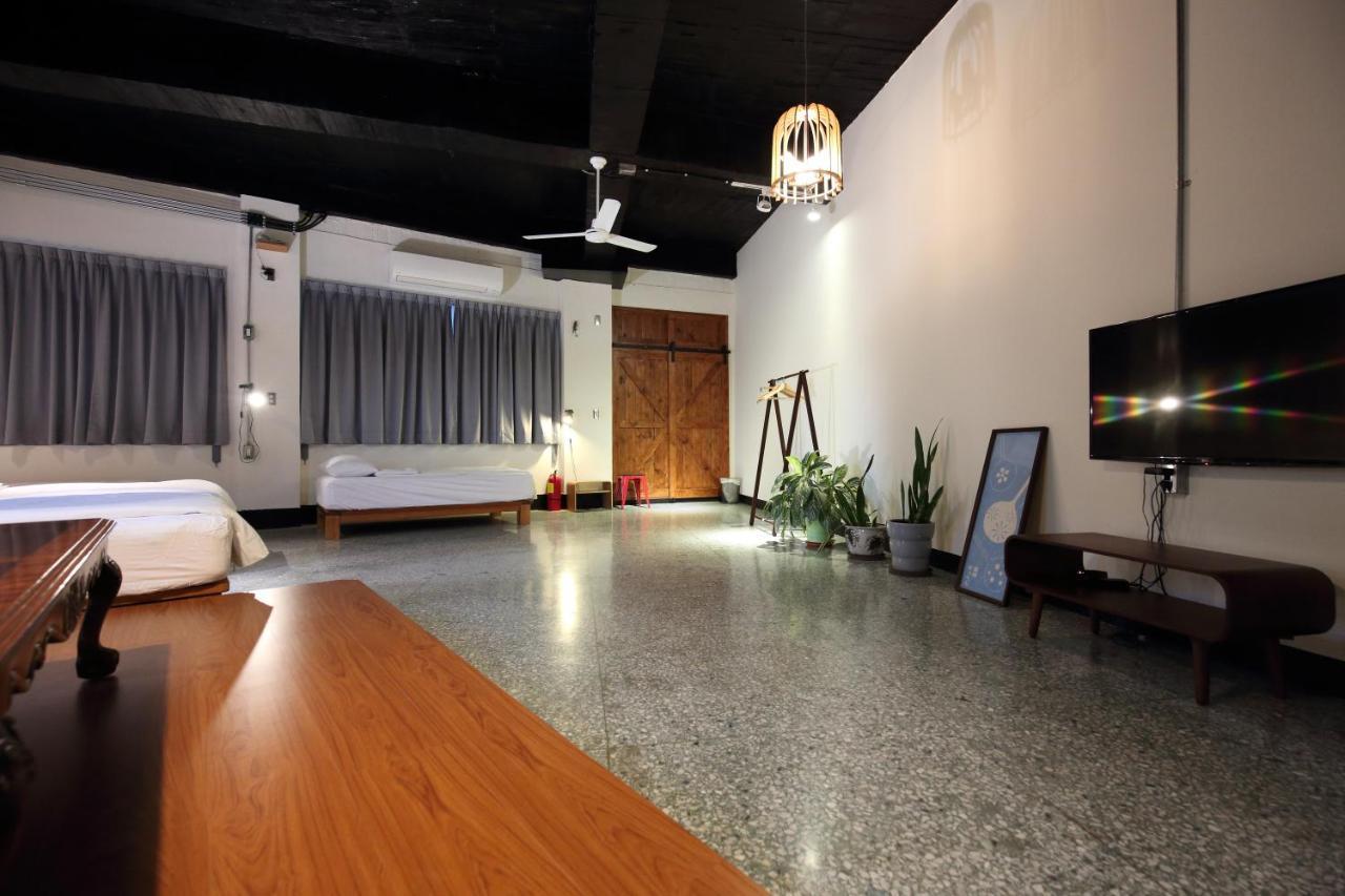 View Hostel Хуалиен Сити Екстериор снимка